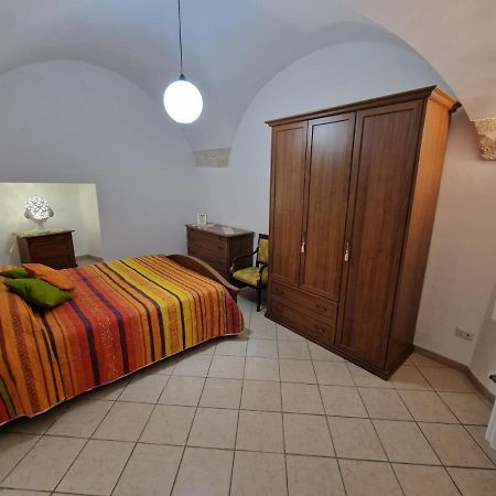 チステルニーノ Casa Scheleddヴィラ エクステリア 写真