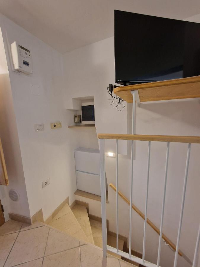 チステルニーノ Casa Scheleddヴィラ エクステリア 写真